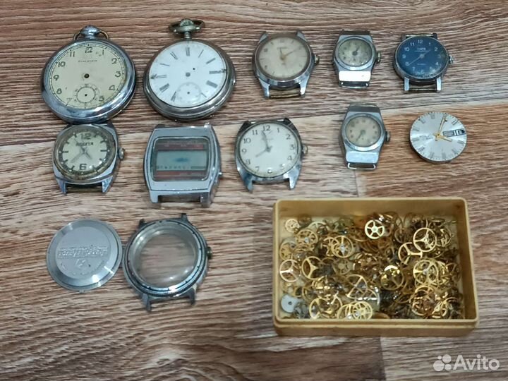 Часы СССР, ракета, молния, восток, ау