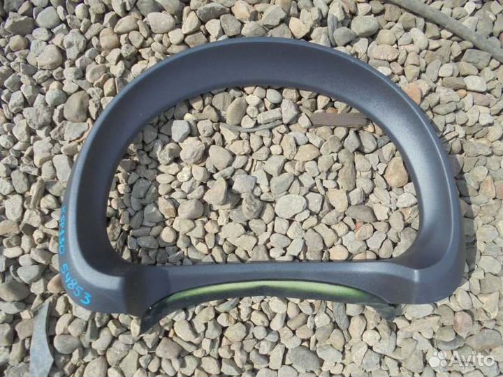 Козырек щитка приборов Toyota Vitz KSP130 1KR-FE