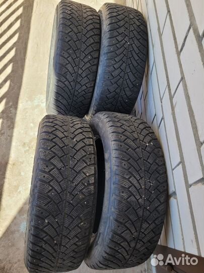 Bfgoodrich G-Force Stud 205/60 R16