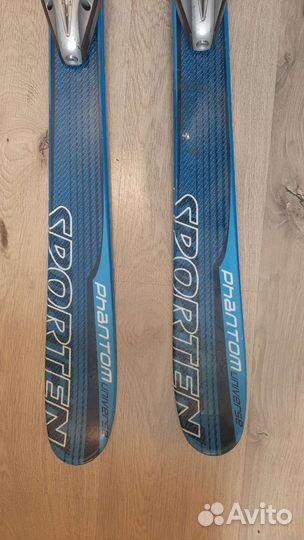 Горные лыжи и ботинки