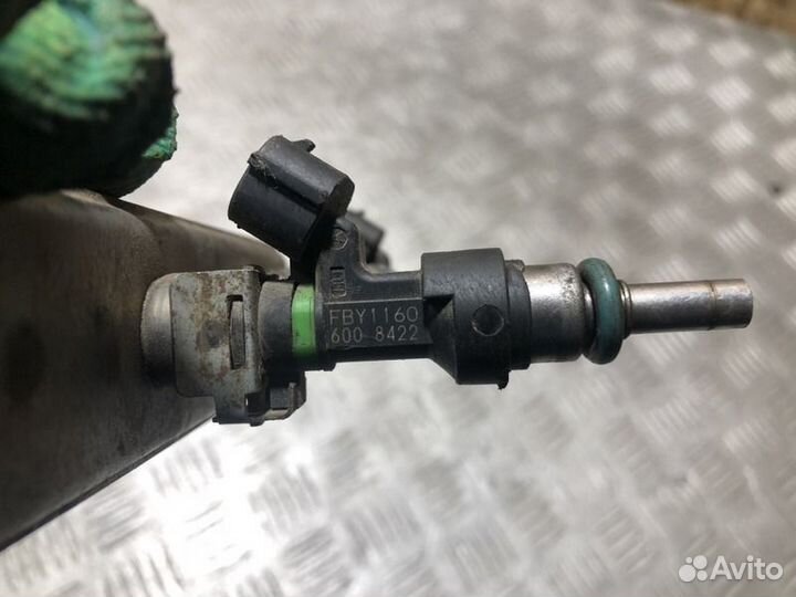Форсунка двигателя Nissan Tiida c11