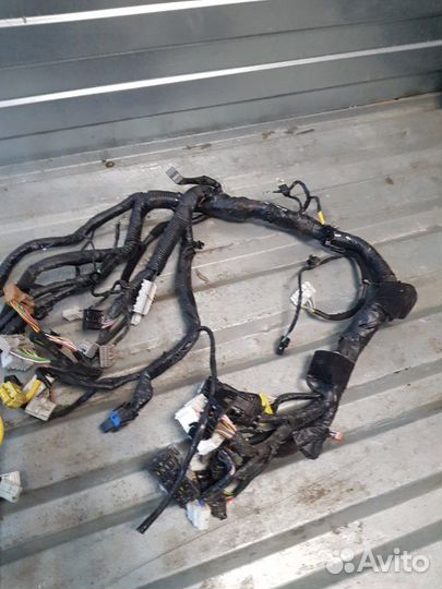 Проводка салонная под торпедо Kia Rio X-Line FB