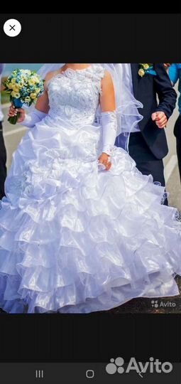 Свадебное платье