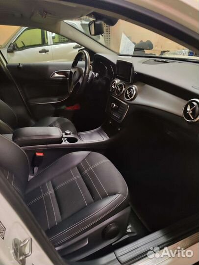 Mercedes-Benz GLA-класс 2.0 AMT, 2015, 46 000 км