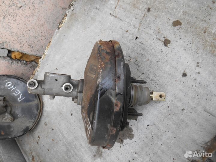 Вакуумник Peugeot 206 Пежо 206 9650368080