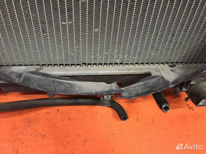 Радиатор двигателя nissan laurel *C34