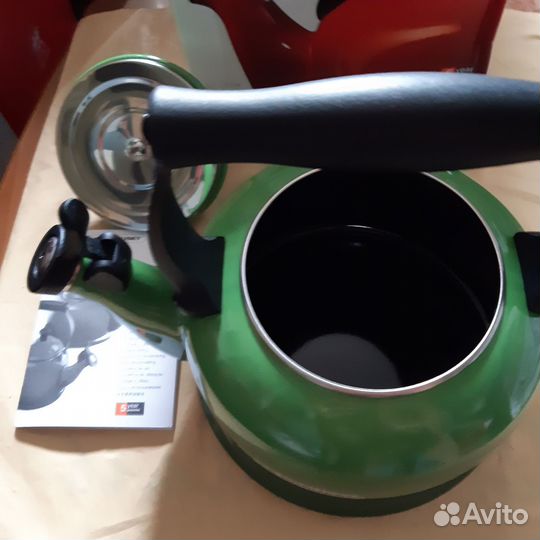 Чайник зелёный Le Creuset, 2.1л