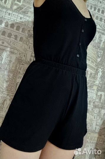 Комбенизон с шортами 42 р