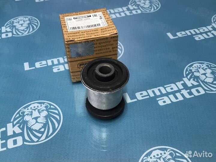 Сайлентблок переднего рычага передний Opel Astra