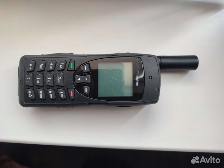 Спутниковый телефон iridium 9555