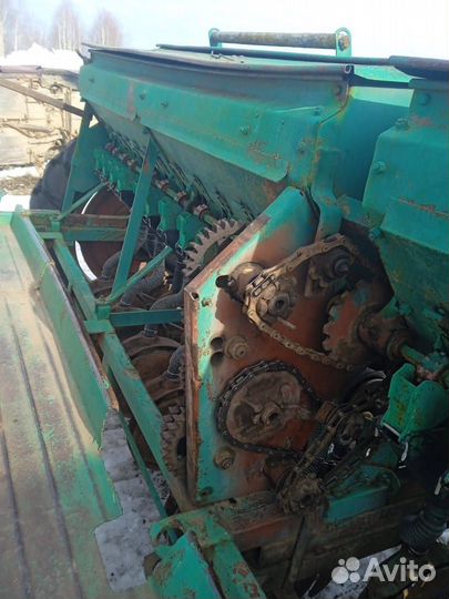 Сеялка Красная Звезда СЗТ-3.6А, 1999