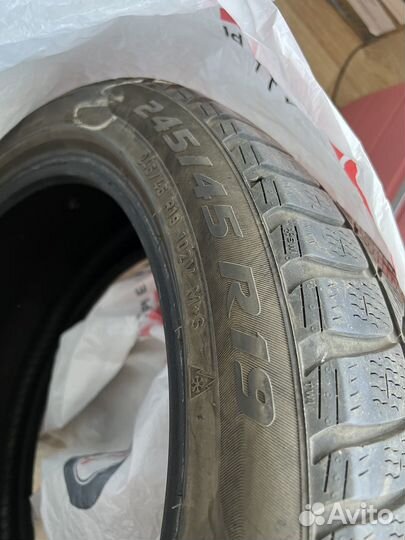 Pirelli Winter Sottozero 3 245/45 R19 102V