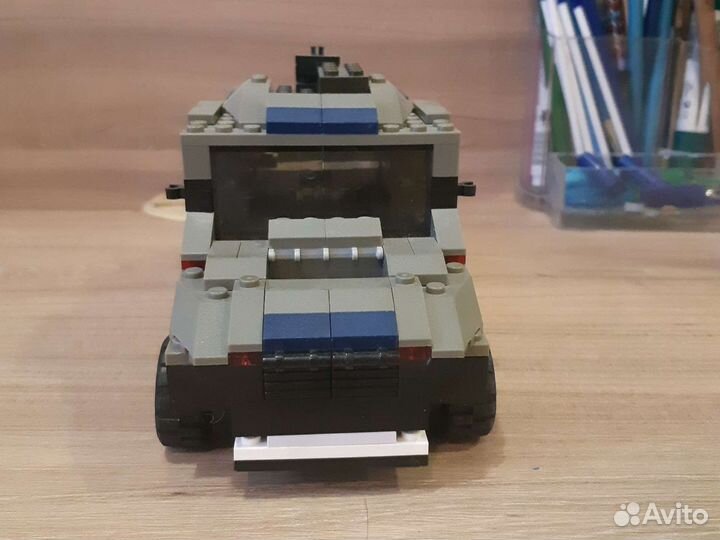 Военная машина лего