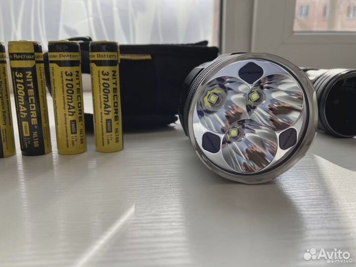 Фонарик NiteCore TM15