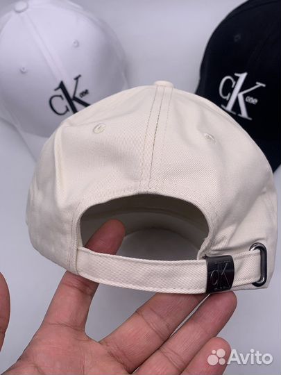 Бейсболка-кепка Calvin Klein