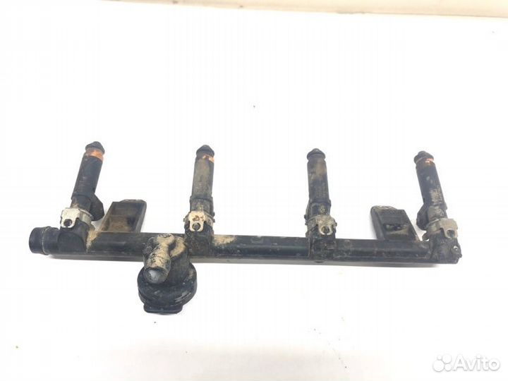 Топливная рампа Renault Symbol 1 K7M 2002