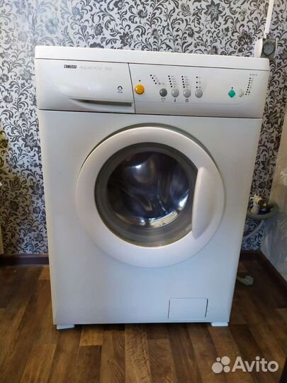 Стиральная машина на запчасти zanussi