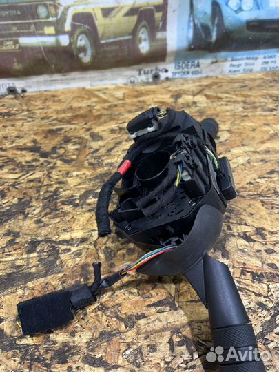 Подрулевые переключатели Мазерати Кватропорте 5 V