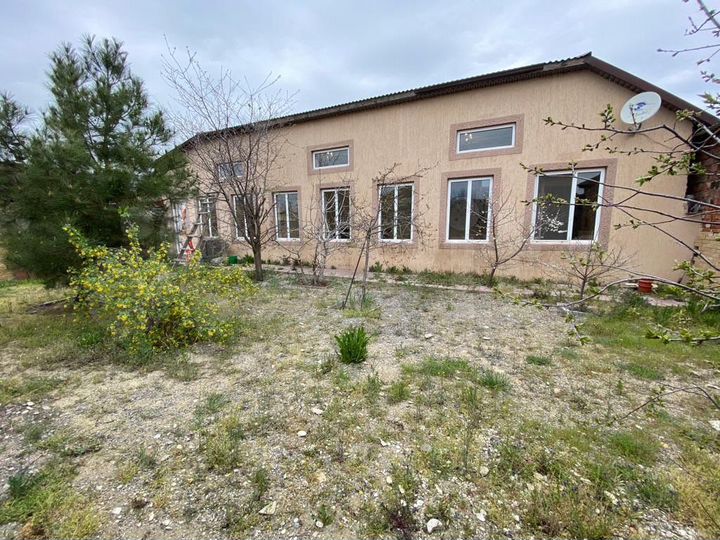 Дом 172 м² на участке 3,2 сот.