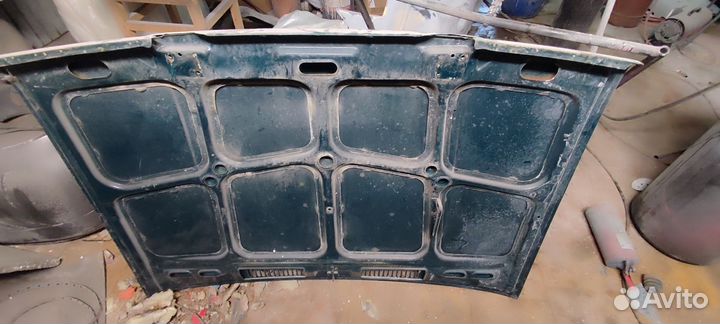 Продам капот ваз 2107