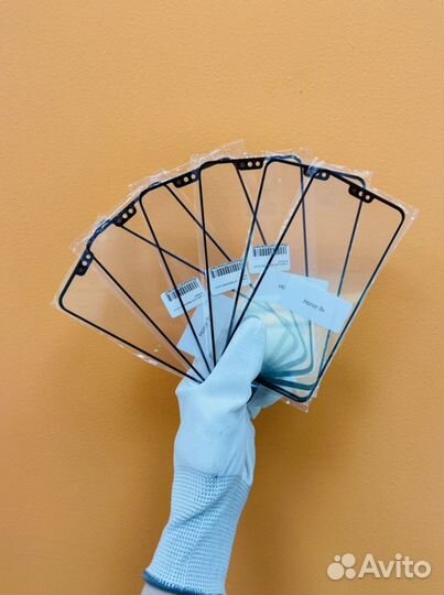 Замена разбитого стекла на Honor 8X