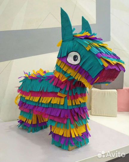 Пиньята Венздей и не только