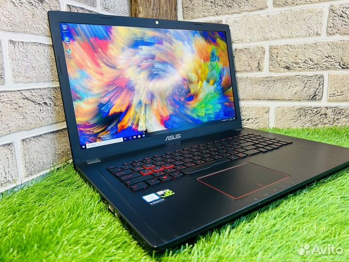 Игровой монстр Rog i7-7700HQ/GTX1050/16/SSD+HDD