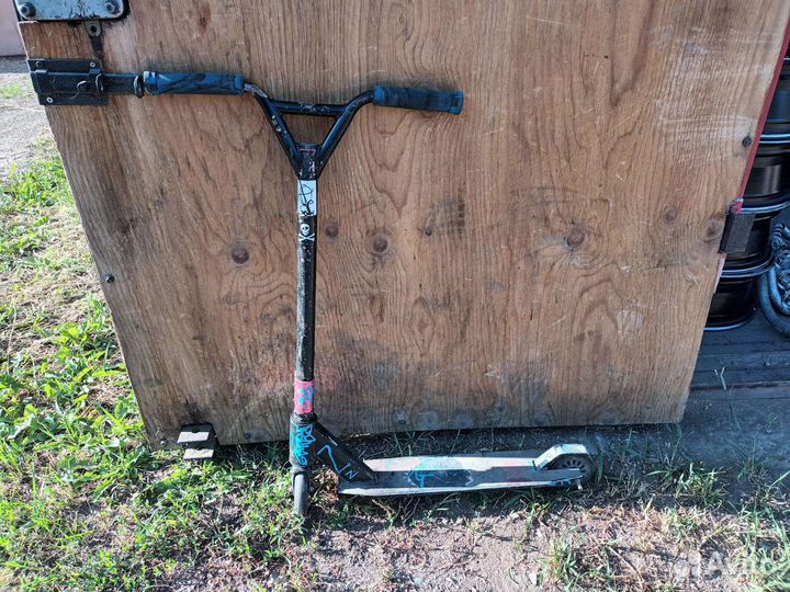 Трюковой самокат