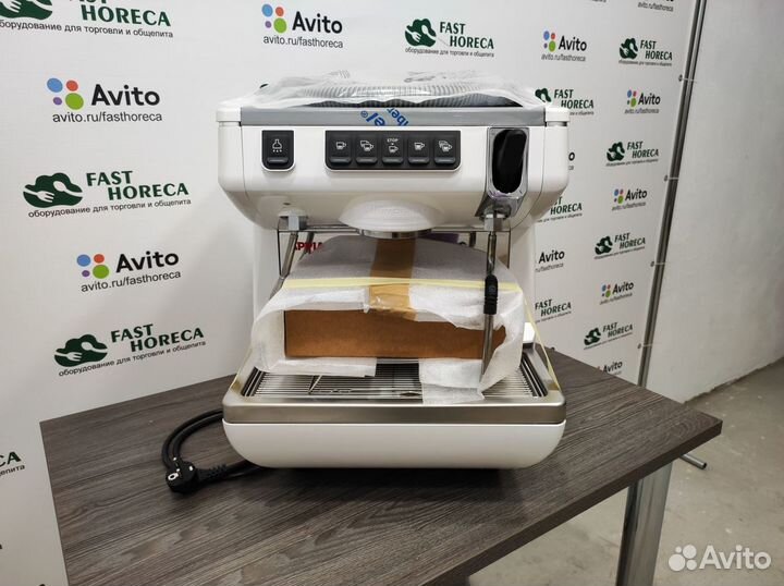 Кофемашина Nuova Simonelli Appia life 1gr V