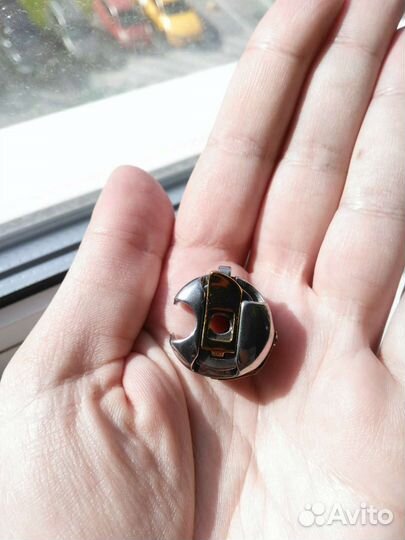 Шпульный колпачок