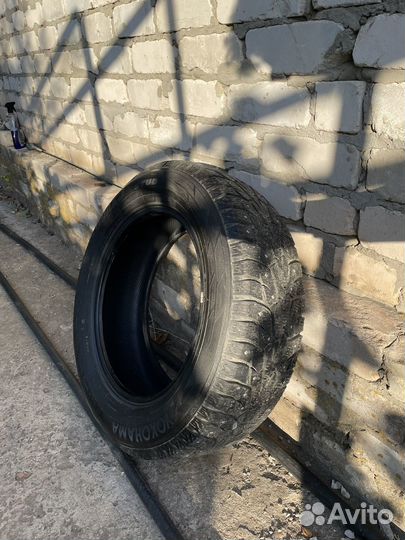 Yokohama Ice Guard IG55 215/60 R16 99T