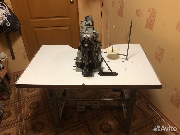 Петельная машина