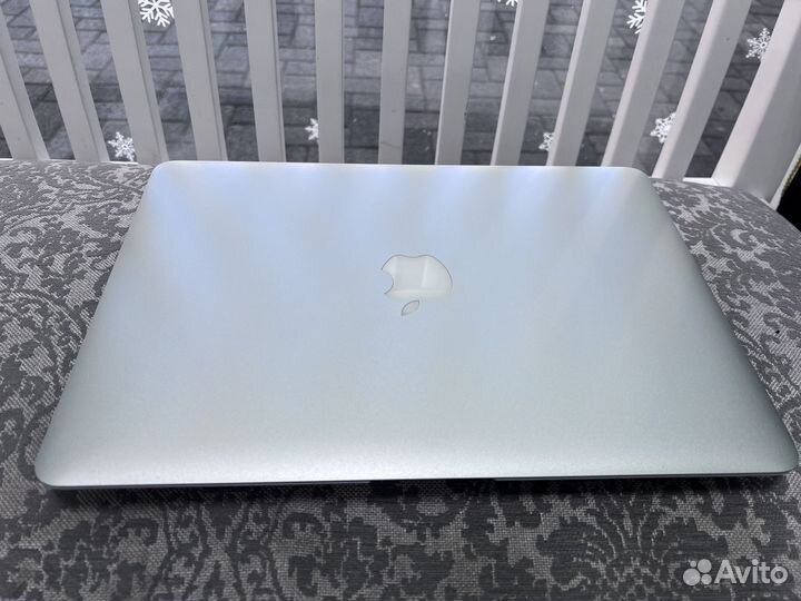Apple MacBook Air 13 early 2015
