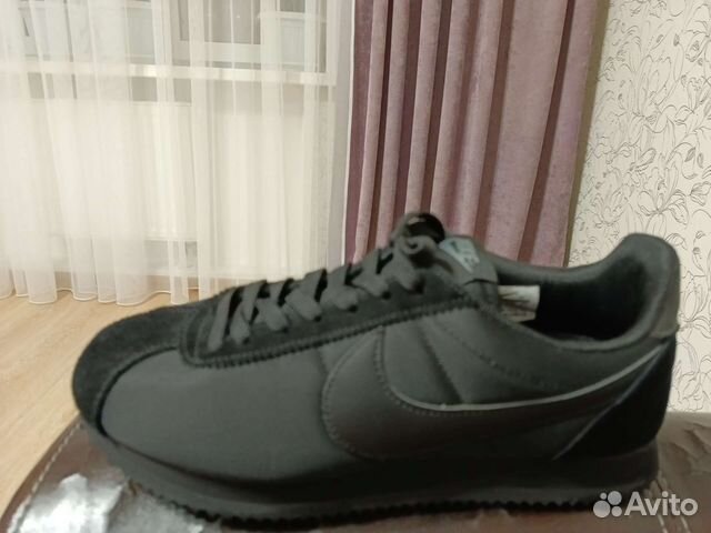 Кроссовки мужские 39размер
