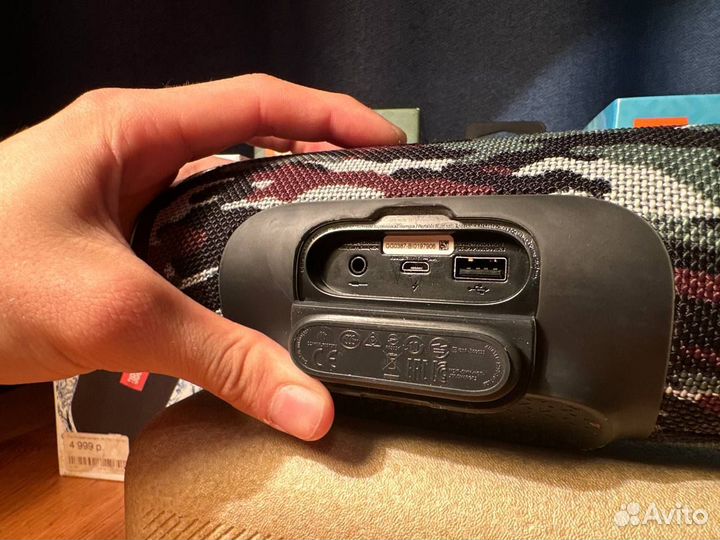 Колонка jbl charge 3