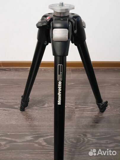 Штатив Manfrotto 055DB + голова 804RC2 + чехол