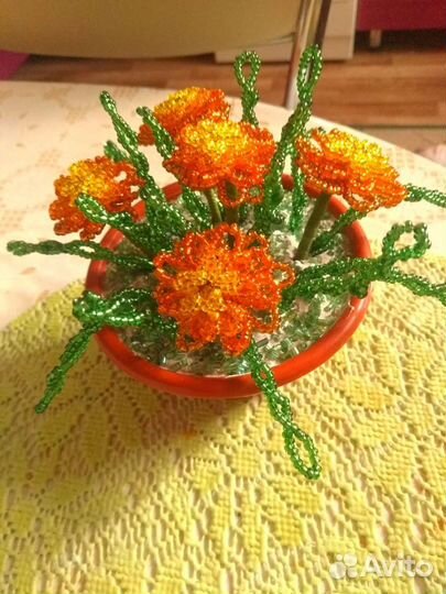 Бархатцы из бисера