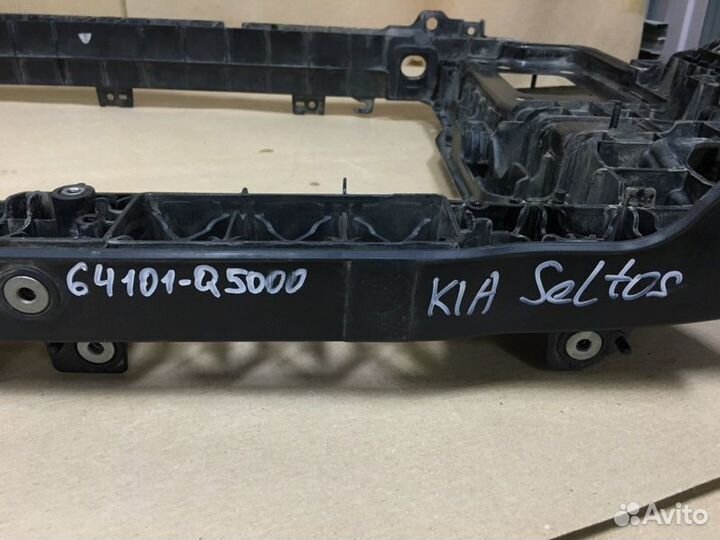 Рамка радиатора Kia Seltos SP2