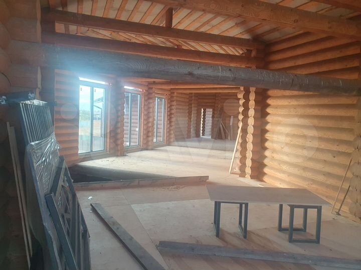 Дом 553 м² на участке 27 сот.