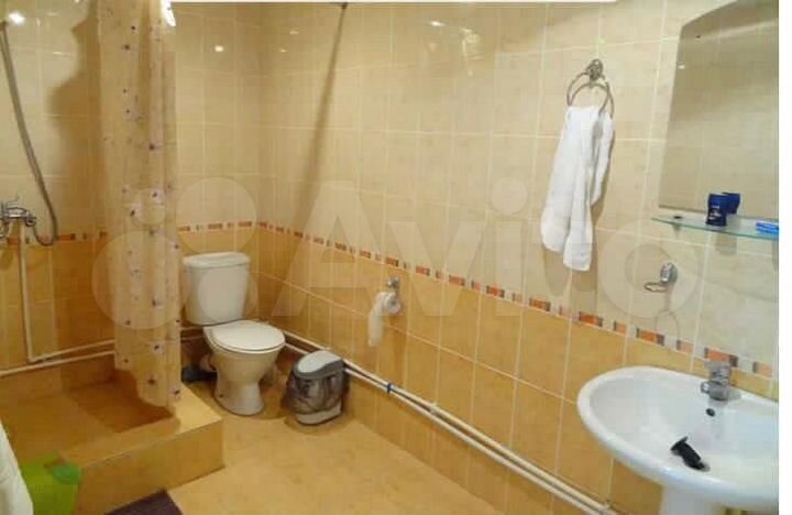 Комната 17 м² в > 9-к., 2/3 эт.