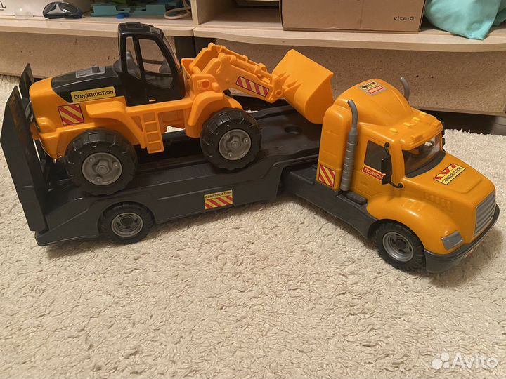 Большой грузовик(полесье)