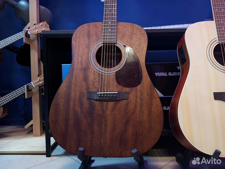 Акустическая гитара массив красного дерева Cort