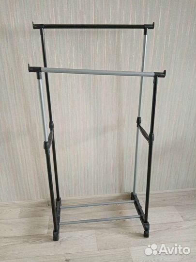 Продам вешалку