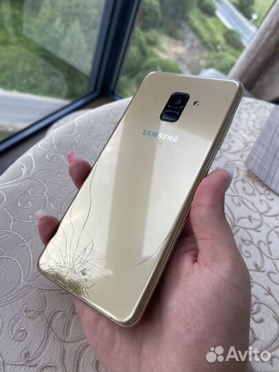 Телефон samsung galaxy A8+