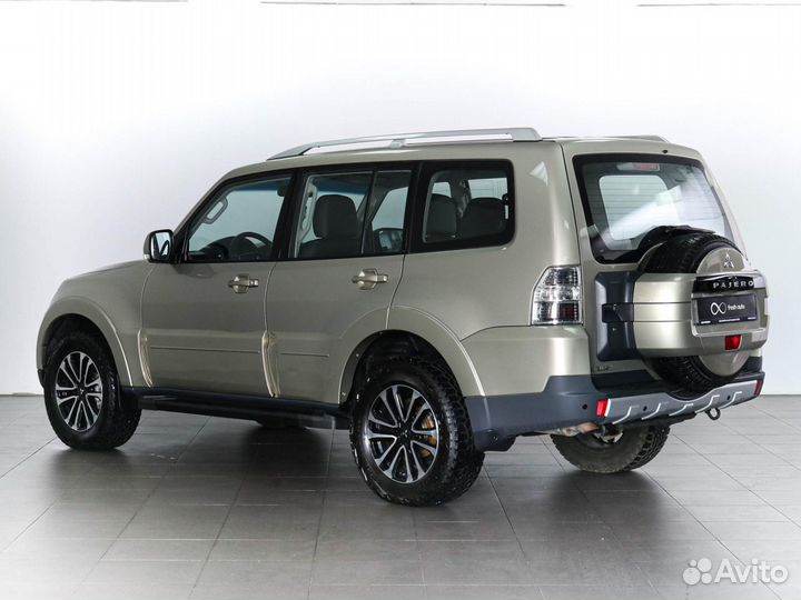 Mitsubishi Pajero 3.2 AT, 2007, 235 750 км