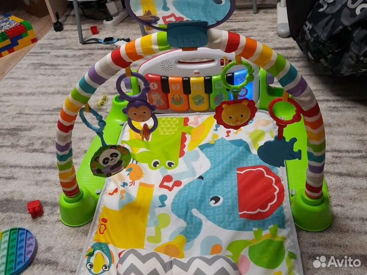 Игровой коврик fisher price