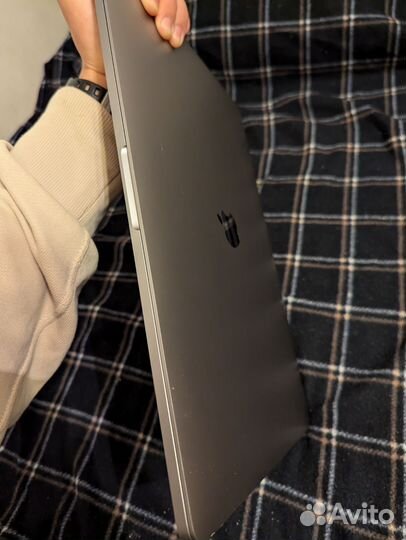 Apple Macbook pro 16 2019 i7