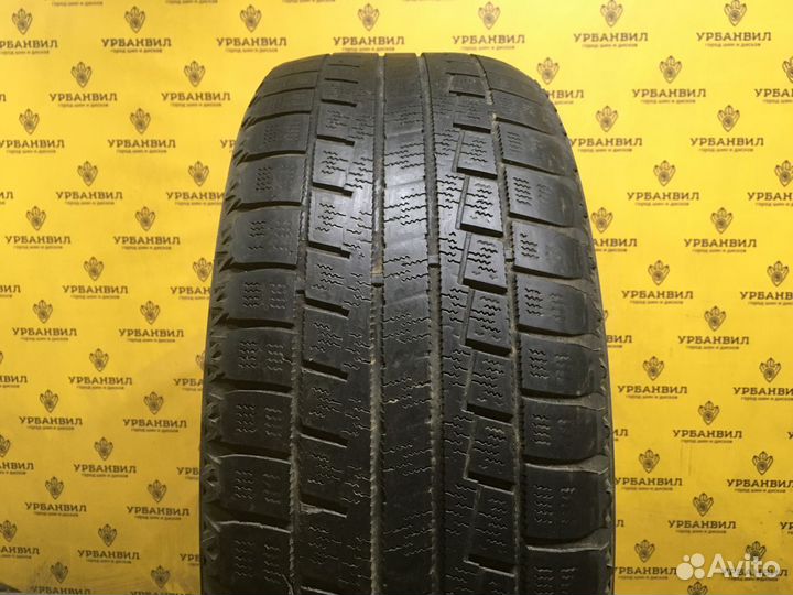 Hankook Winter I'Cept iZ 2 W616 215/55 R17 98T