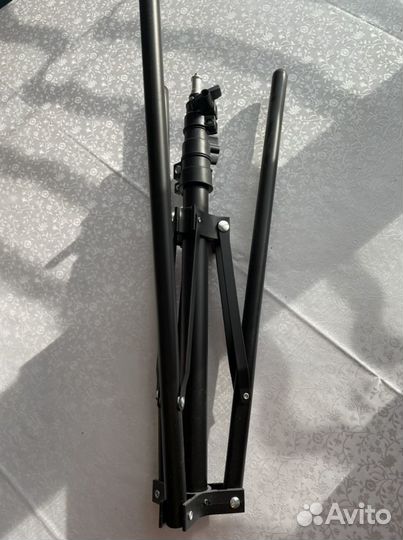 Штатив для видеосъемки