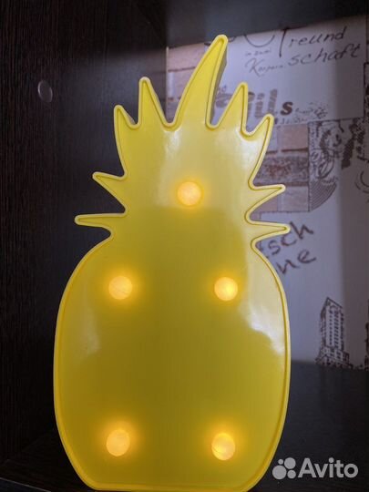 Лэд-лампа «Ананас»